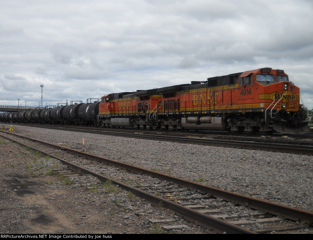 BNSF 4914 East